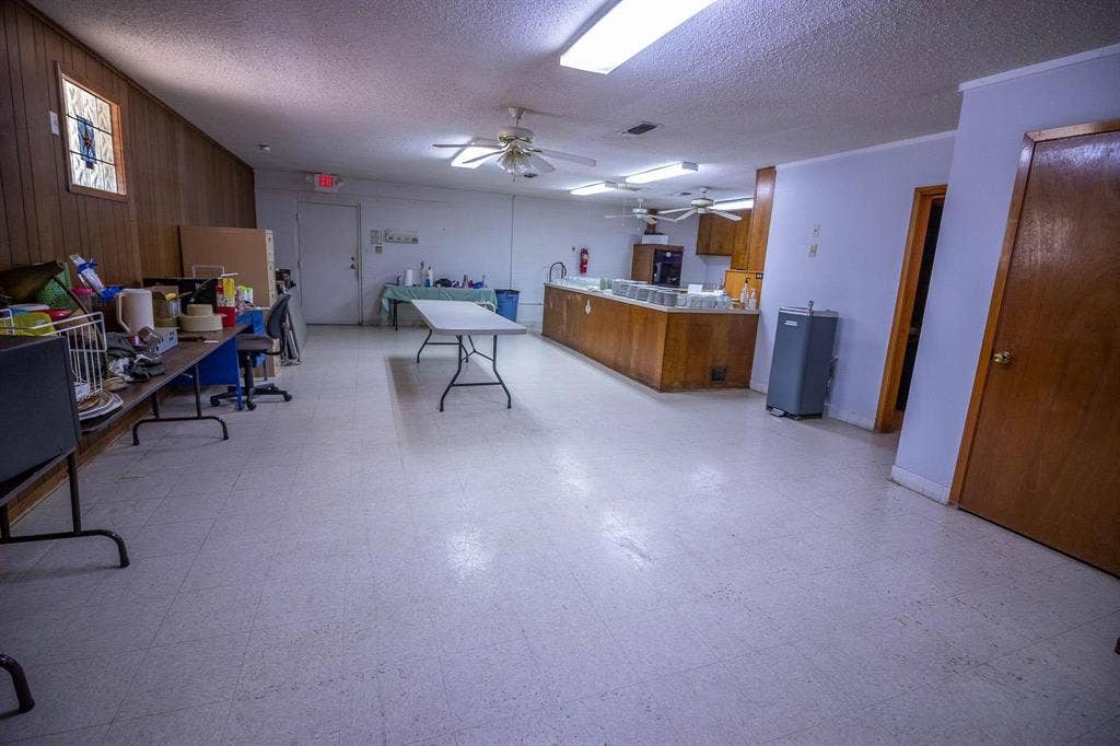 402 Legendary Lane, Gun Barrel City, TX 75156 402 Legendary Lane, Gun Barrel City, TX 75156
