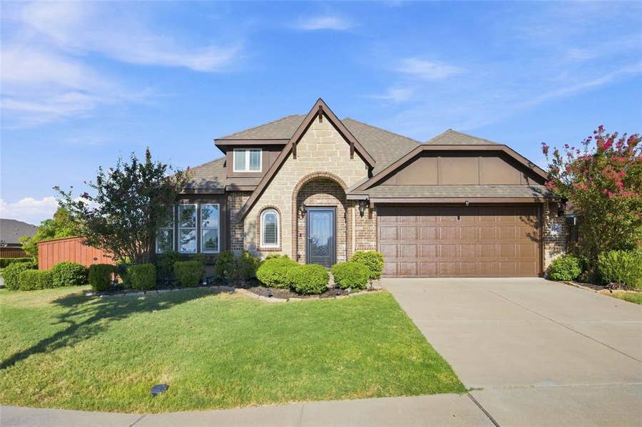 Property photo for 2101 Indigo Lane, Heartland, TX