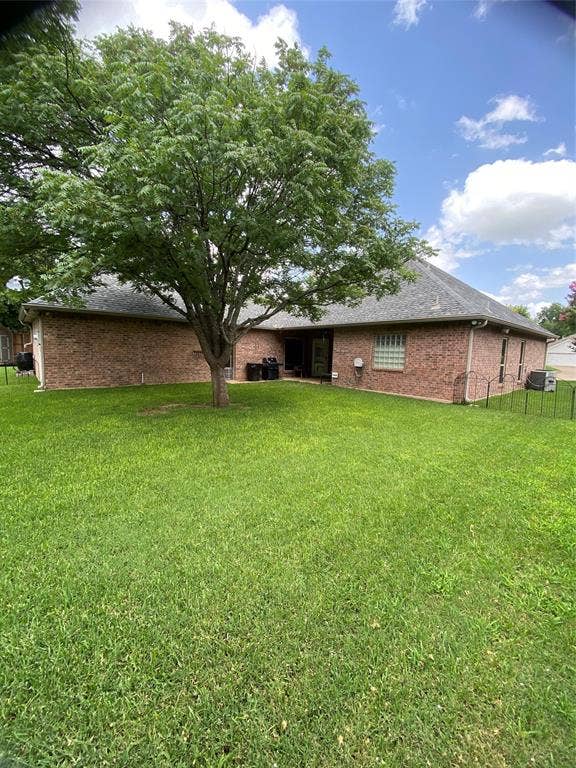 1631 Greenway Court, Midlothian, TX 76065 1631 Greenway Court, Midlothian, TX 76065
