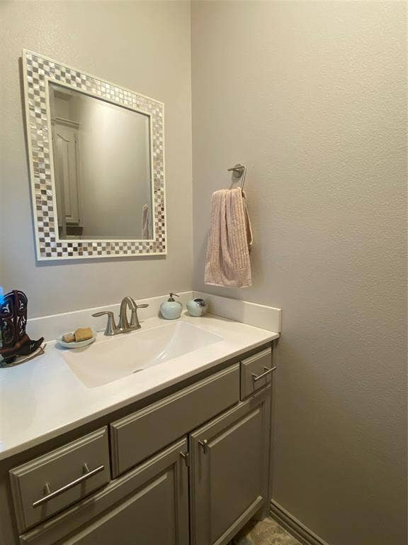 1631 Greenway Court, Midlothian, TX 76065 1/2 bath