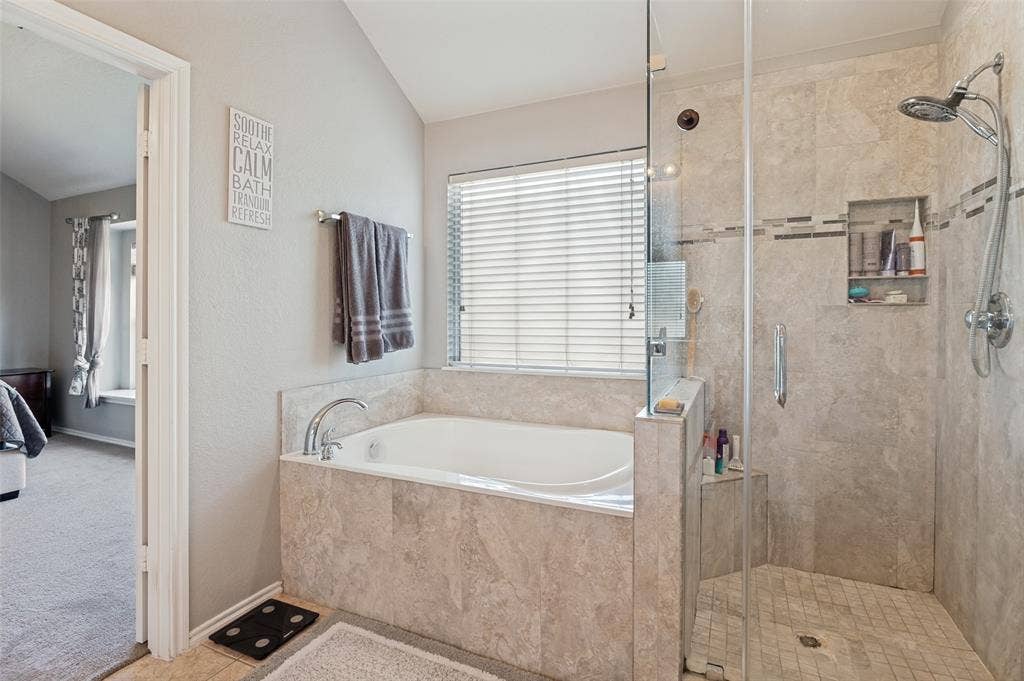 3039 Stallion Crossing, Irving, TX 75060 3039 Stallion Crossing, Irving, TX 75060