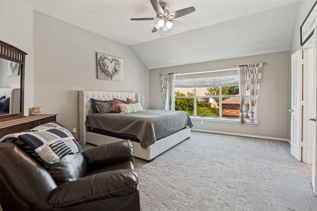 3039 Stallion Crossing, Irving, TX 75060 3039 Stallion Crossing, Irving, TX 75060