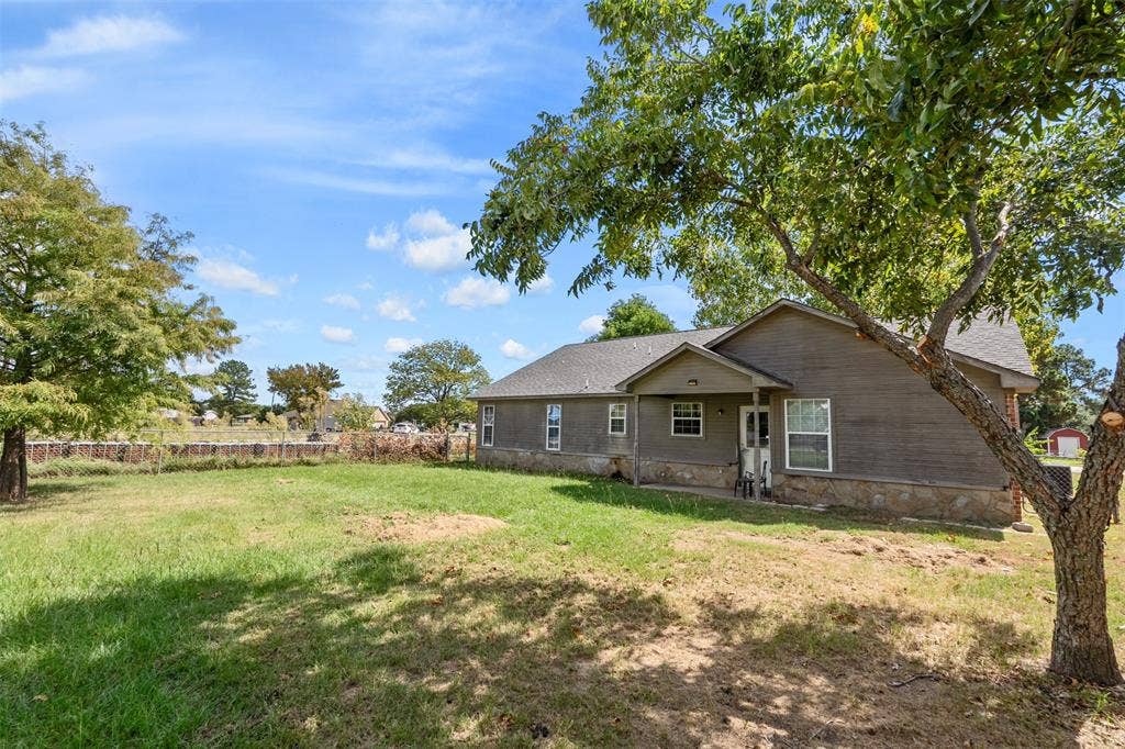 239 Seacraft Drive, Gun Barrel City, TX 75156 239 Seacraft Drive, Gun Barrel City, TX 75156