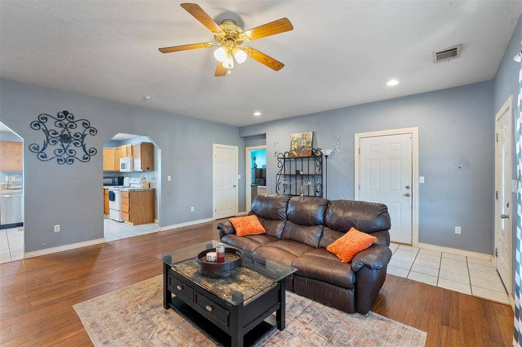 239 Seacraft Drive, Gun Barrel City, TX 75156 239 Seacraft Drive, Gun Barrel City, TX 75156