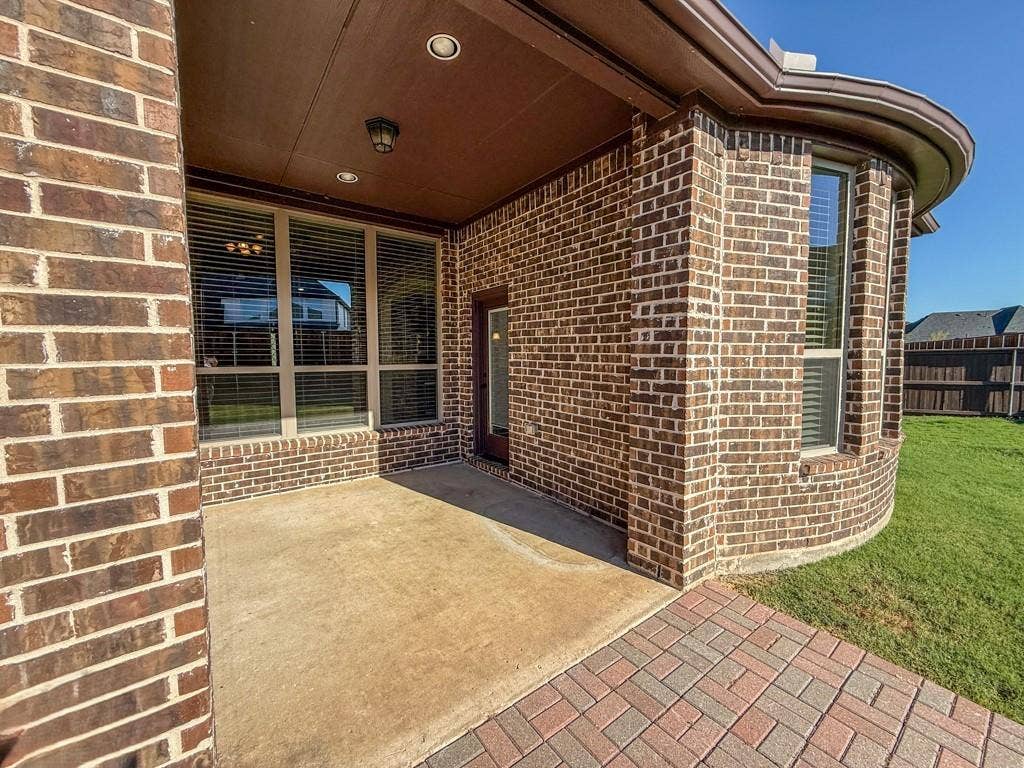 2100 Grant Park Way, Prosper, TX 75078 2100 Grant Park Way, Prosper, TX 75078