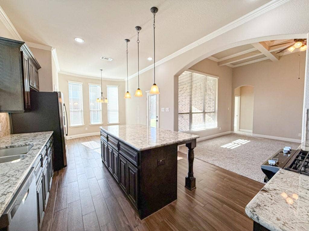 2100 Grant Park Way, Prosper, TX 75078 2100 Grant Park Way, Prosper, TX 75078