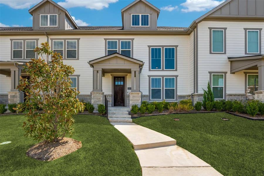 Property photo for 8895 Stablehand Mews, Frisco, TX