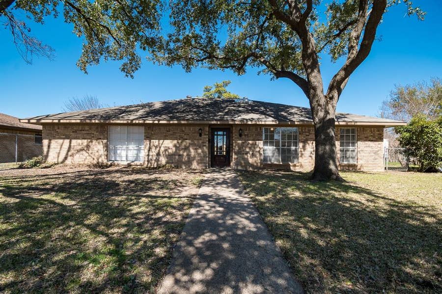 Property photo for 9190 Orbiter Circle, Dallas, TX