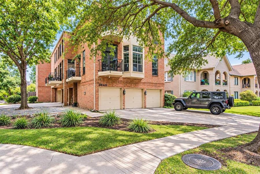 Property photo for 3940 Hawthorne Avenue, #6, Dallas, TX