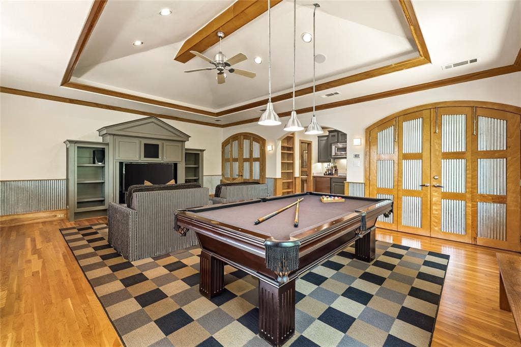10626 Cox Lane, Dallas, TX 75229