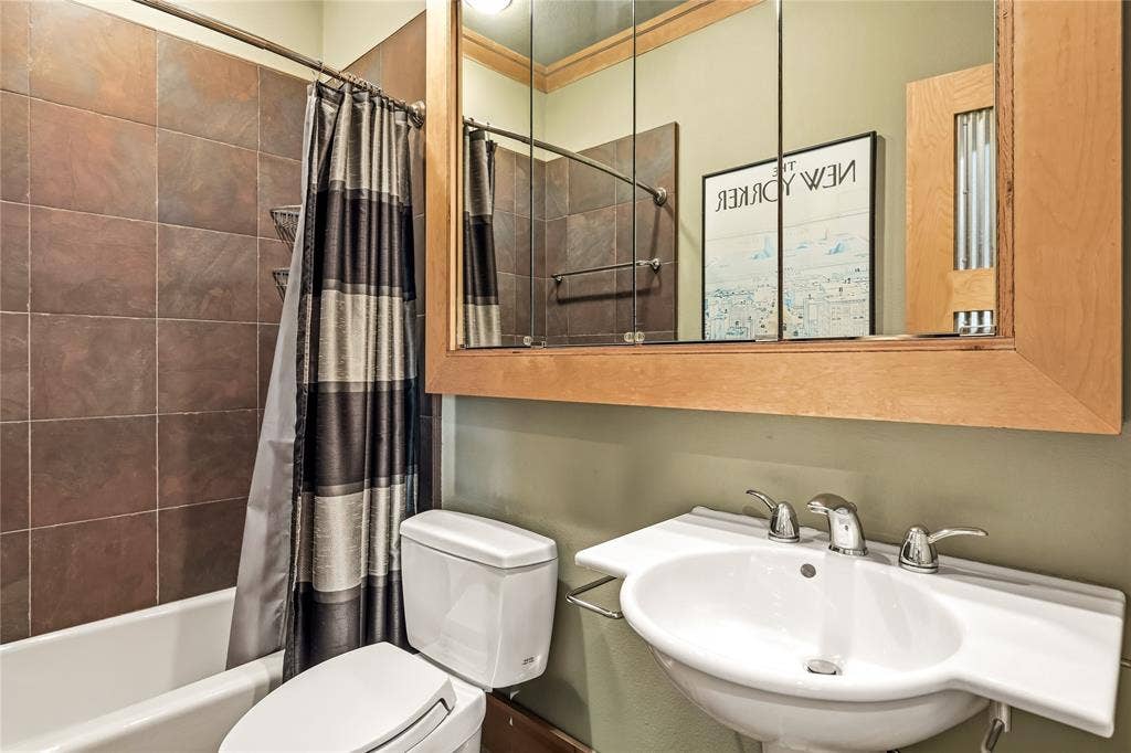 10626 Cox Lane, Dallas, TX 75229