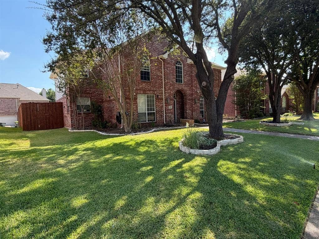 3316 Duval Drive, Plano, TX 75025 3316 Duval Drive, Plano, TX 75025