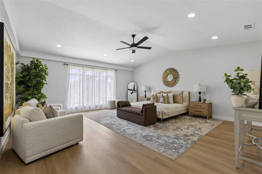 Property photo for 812 Premier Parkway, Grand Prairie, TX