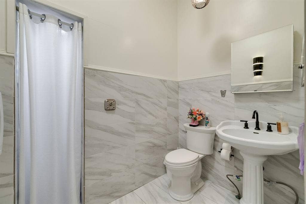 3024 Conklin Street, Dallas, TX 75212 3024 Conklin Street, Dallas, TX 75212