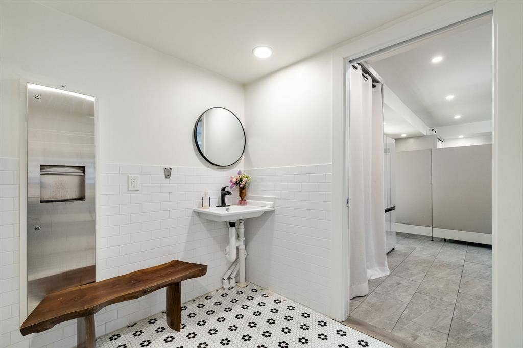 3024 Conklin Street, Dallas, TX 75212 3024 Conklin Street, Dallas, TX 75212