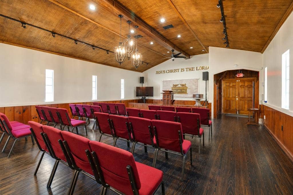3024 Conklin Street, Dallas, TX 75212 Main Room