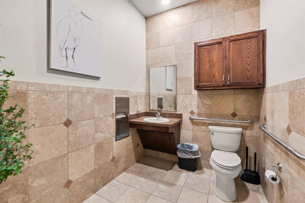 6313 Preston Road, #200, Plano, TX 75024 6313 Preston Road, #200, Plano, TX 75024
