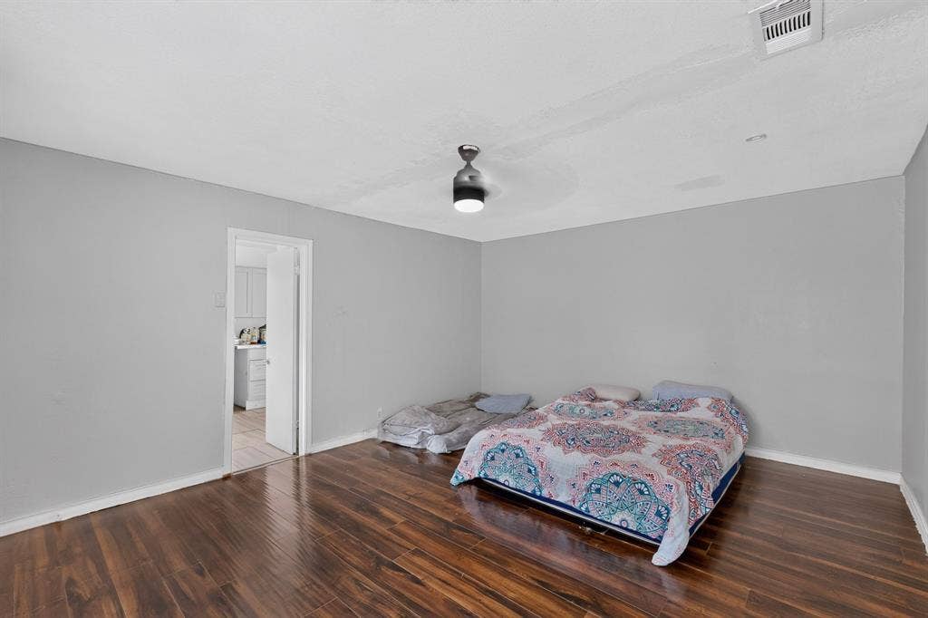 3004 Hickory Tree Road, Balch Springs, TX 75180 3004 Hickory Tree Road, Balch Springs, TX 75180