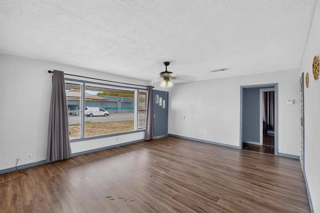 3004 Hickory Tree Road, Balch Springs, TX 75180 3004 Hickory Tree Road, Balch Springs, TX 75180
