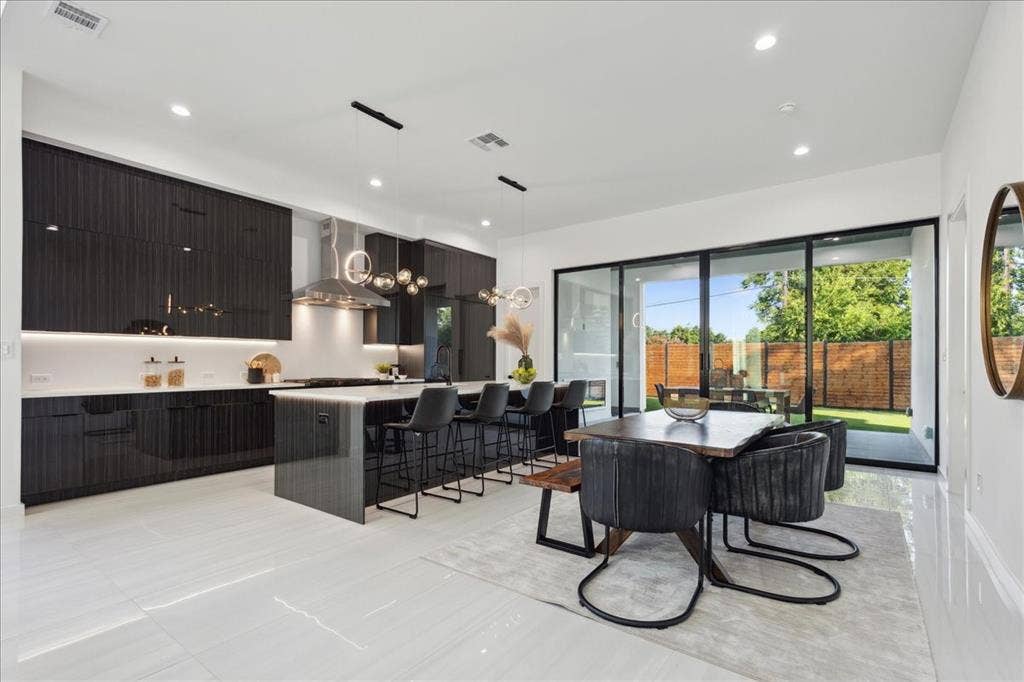 3828 Eaton Drive, Dallas, TX 75220 3828 Eaton Drive, Dallas, TX 75220