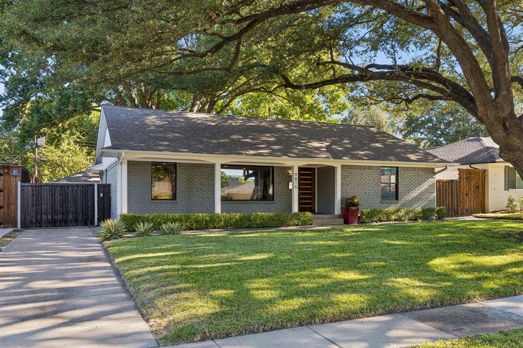 9815 Fitzroy Drive, Dallas, TX 75238 9815 Fitzroy - Tom Hughes Team - Front of Home