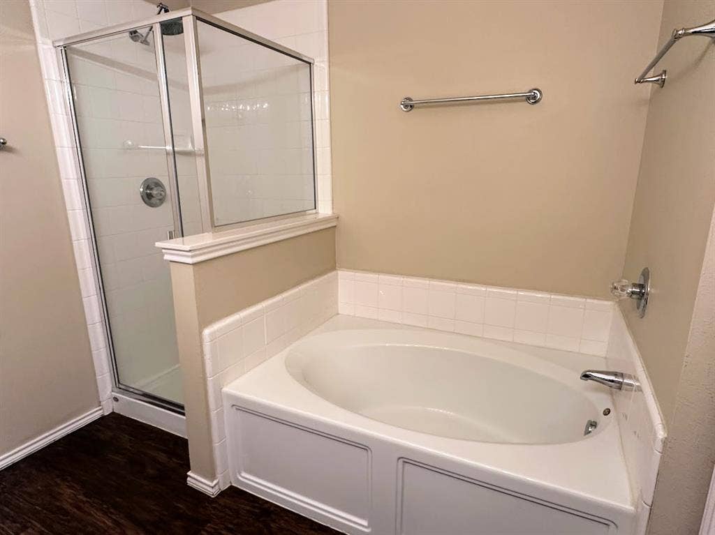 9220 Lenox Drive, McKinney, TX 75071 9220 Lenox Drive, McKinney, TX 75071