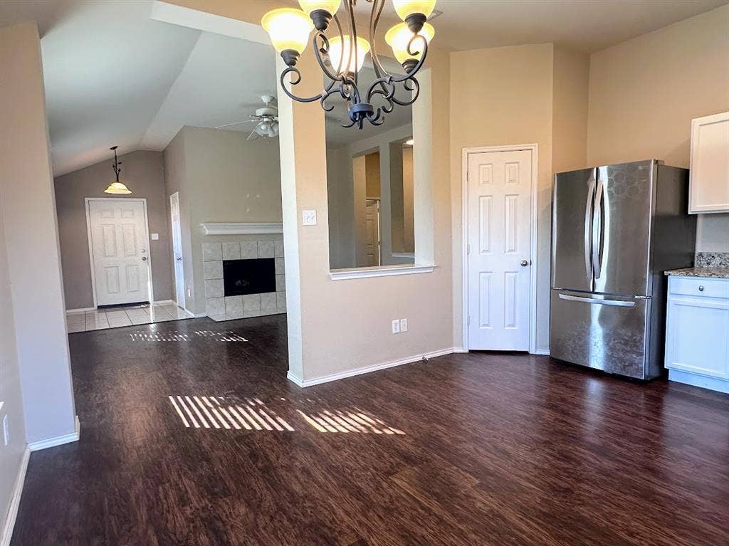 9220 Lenox Drive, McKinney, TX 75071 9220 Lenox Drive, McKinney, TX 75071