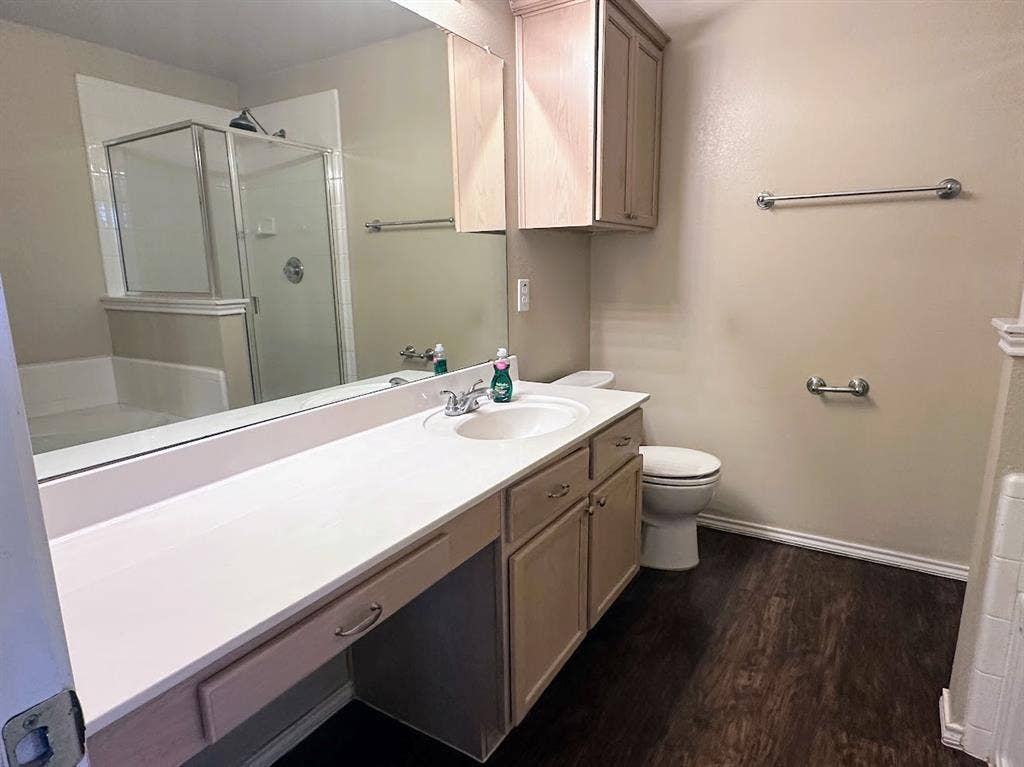 9220 Lenox Drive, McKinney, TX 75071 9220 Lenox Drive, McKinney, TX 75071