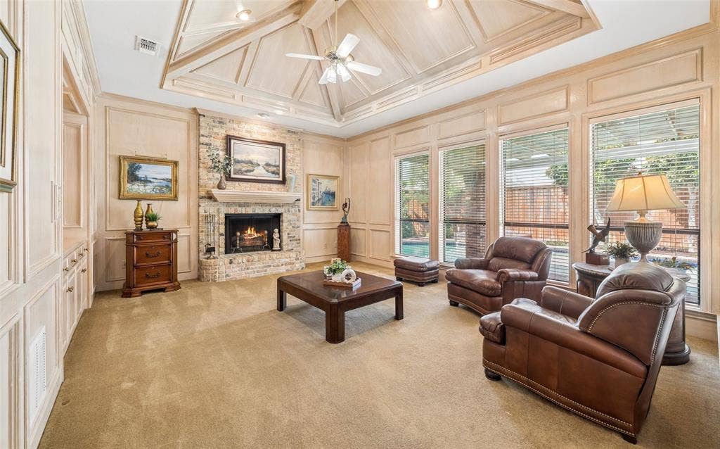 4428 Hollow Oak Drive, Dallas, TX 75287 4428 Hollow Oak Drive, Dallas, TX 75287
