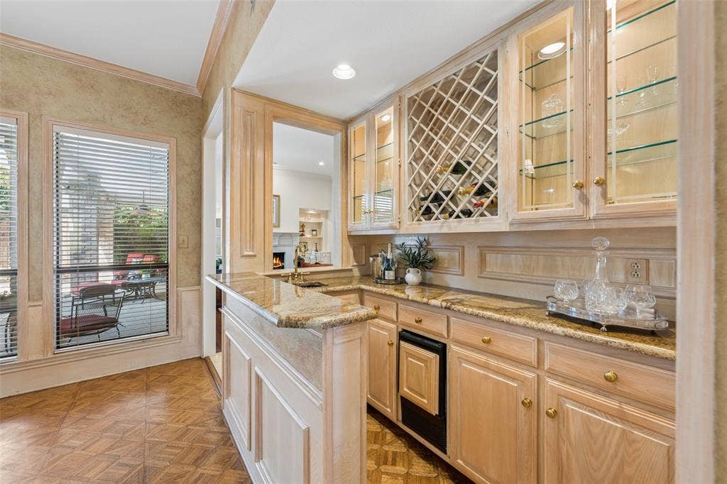 4428 Hollow Oak Drive, Dallas, TX 75287 4428 Hollow Oak Drive, Dallas, TX 75287
