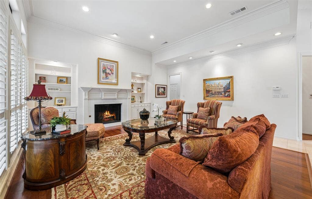 4428 Hollow Oak Drive, Dallas, TX 75287 4428 Hollow Oak Drive, Dallas, TX 75287
