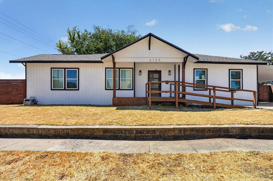 Property photo for 6123 E Grand Avenue, #1, Dallas, TX
