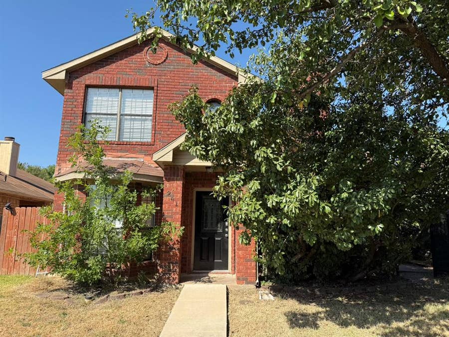 Property photo for 941 Remington Trail, Mesquite, TX