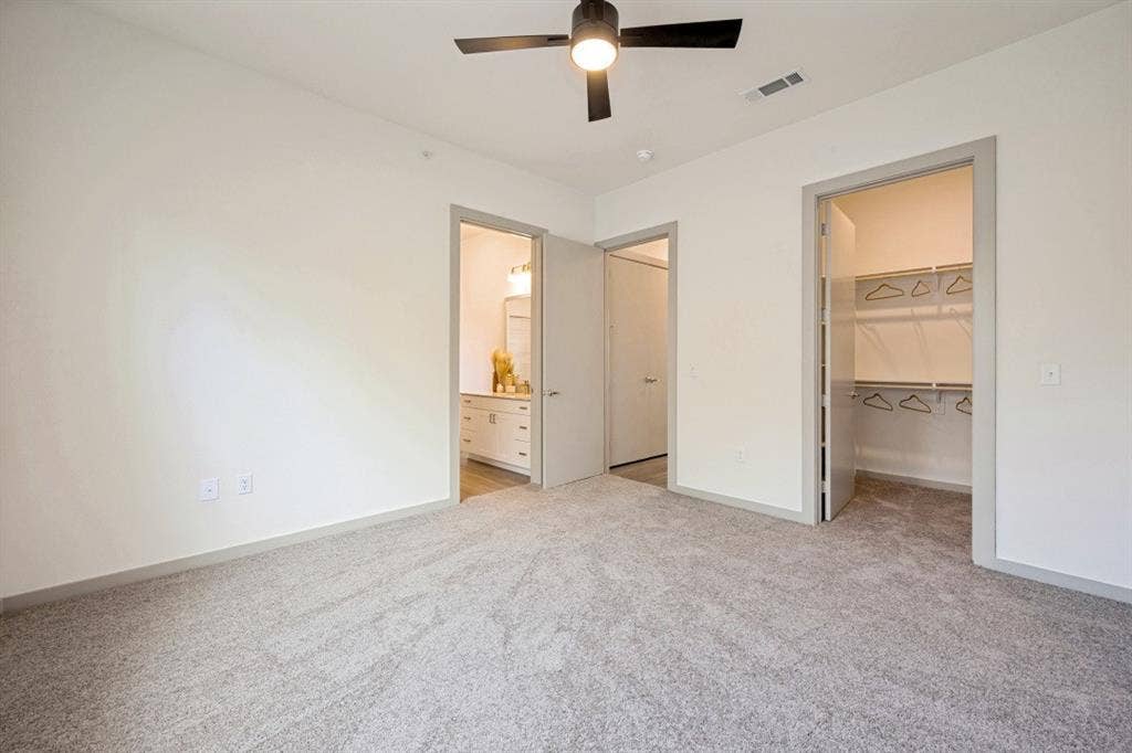 5885 Calmont Avenue, #6107, Fort Worth, TX 76107 5885 Calmont Avenue, #6107, Fort Worth, TX 76107