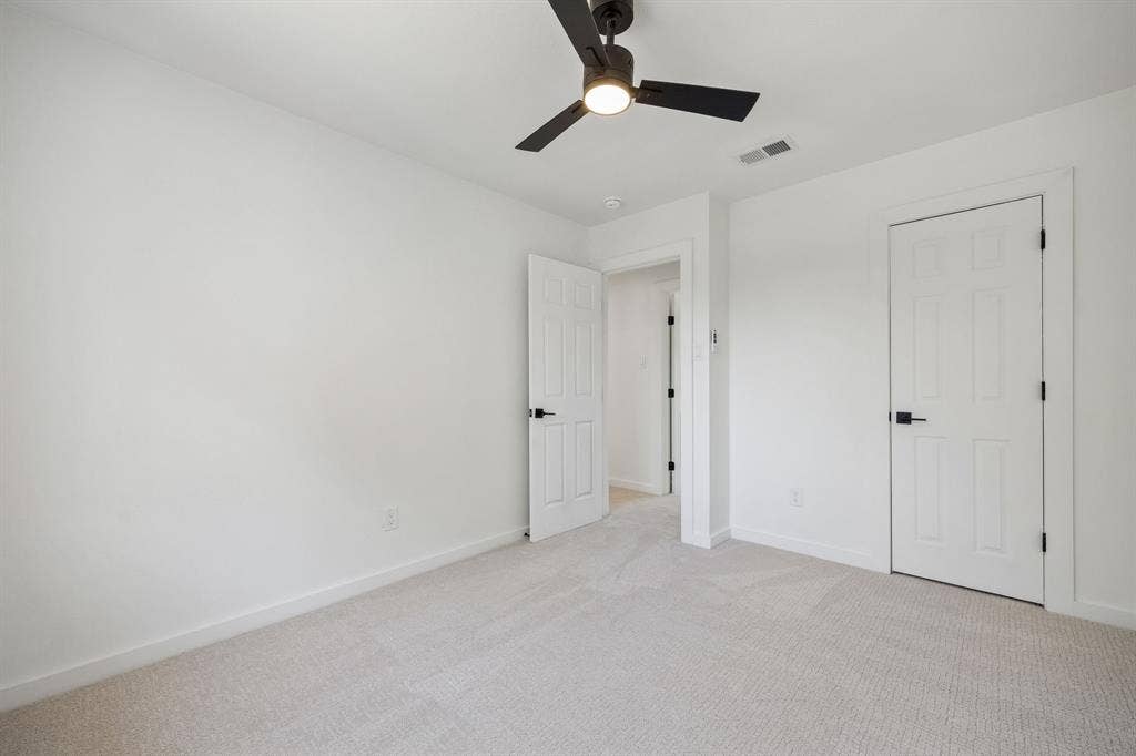 6729 Macintosh Drive, Plano, TX 75023 6729 Macintosh Drive, Plano, TX 75023