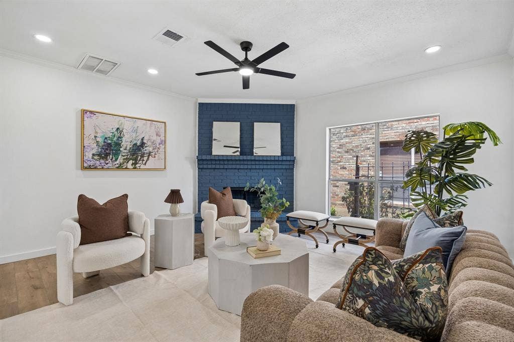 6729 Macintosh Drive, Plano, TX 75023 6729 Macintosh Drive, Plano, TX 75023