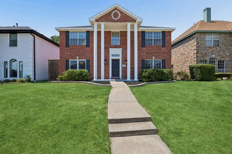 Property photo for 6729 Macintosh Drive, Plano, TX