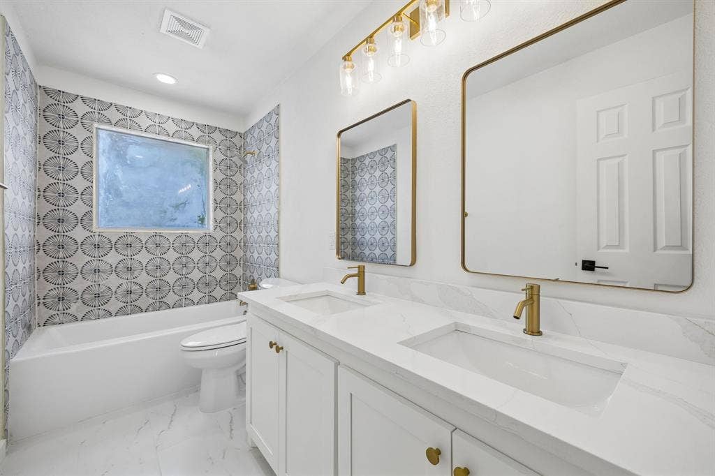 6729 Macintosh Drive, Plano, TX 75023 6729 Macintosh Drive, Plano, TX 75023
