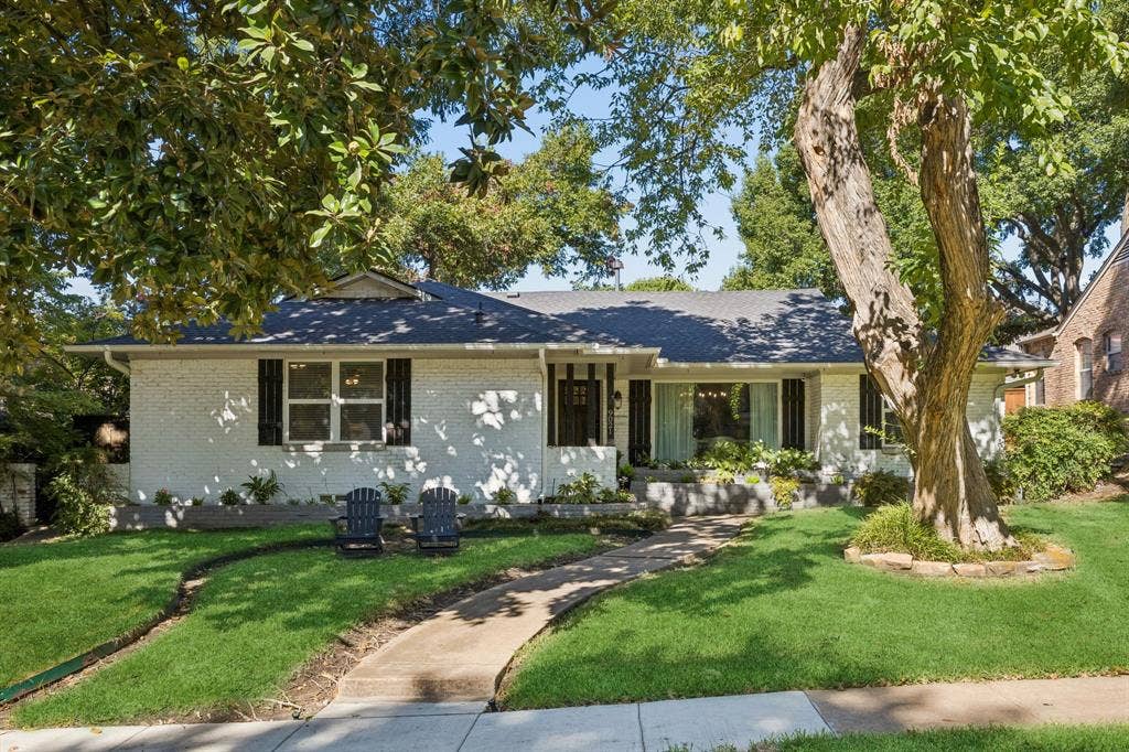 9021 Aldwick Drive, Dallas, TX 75238 9021 Aldwick - Tom Hughes Team - Front of Home