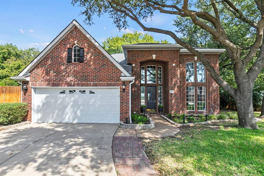 Property photo for 6010 Silverado Circle, Garland, TX