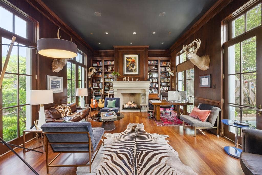 4222 Brookview Drive, Dallas, TX 75220 4222 Brookview Drive, Dallas, TX 75220