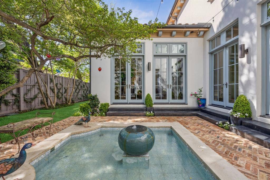 4222 Brookview Drive, Dallas, TX 75220 4222 Brookview Drive, Dallas, TX 75220