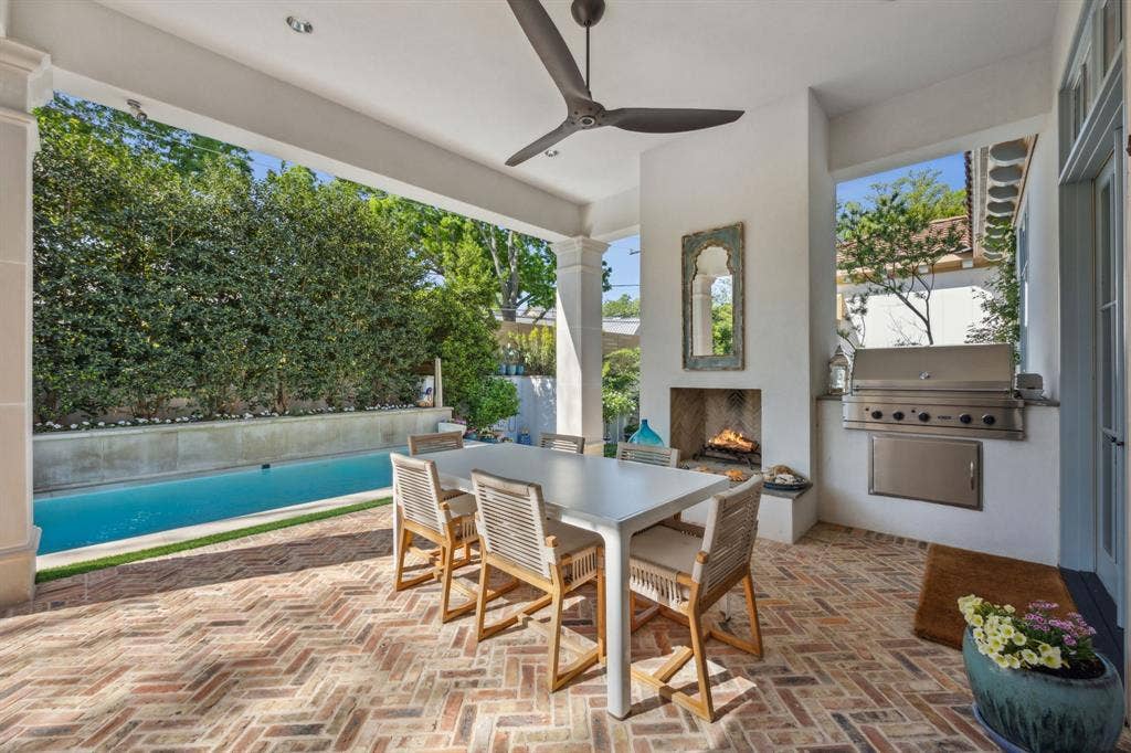 4222 Brookview Drive, Dallas, TX 75220 4222 Brookview Drive, Dallas, TX 75220