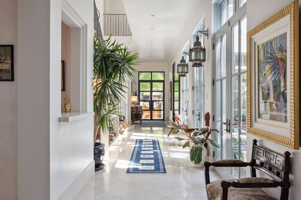 4222 Brookview Drive, Dallas, TX 75220 4222 Brookview Drive, Dallas, TX 75220