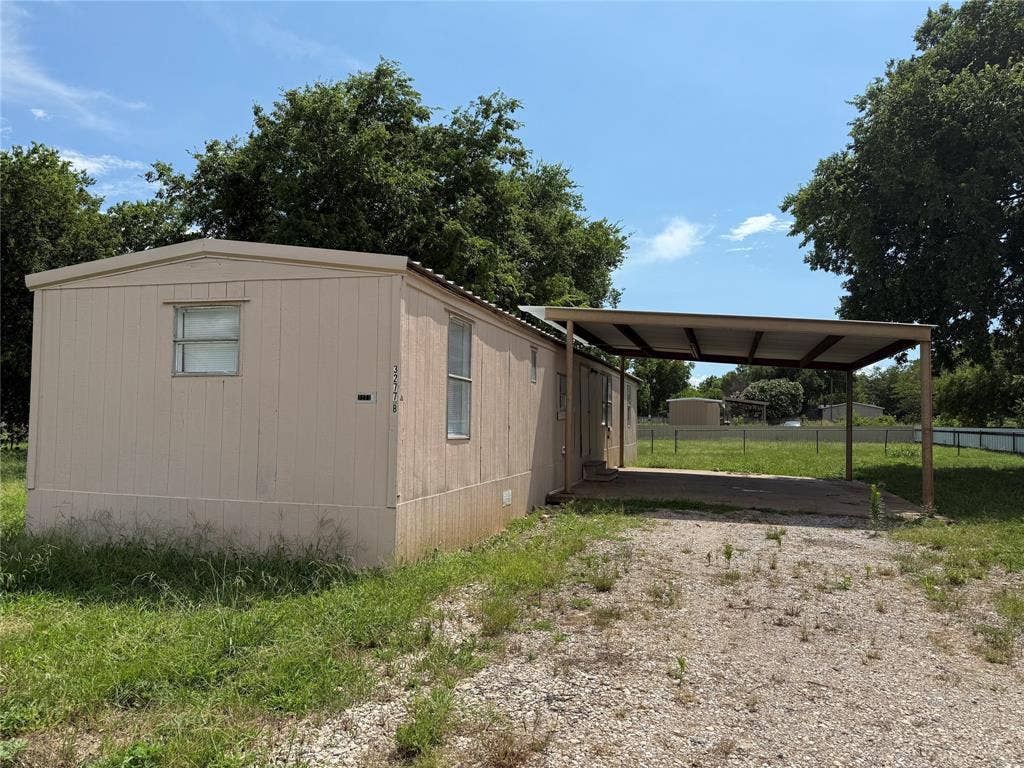 3277 Hidalgo, #B, Waxahachie, TX 75167