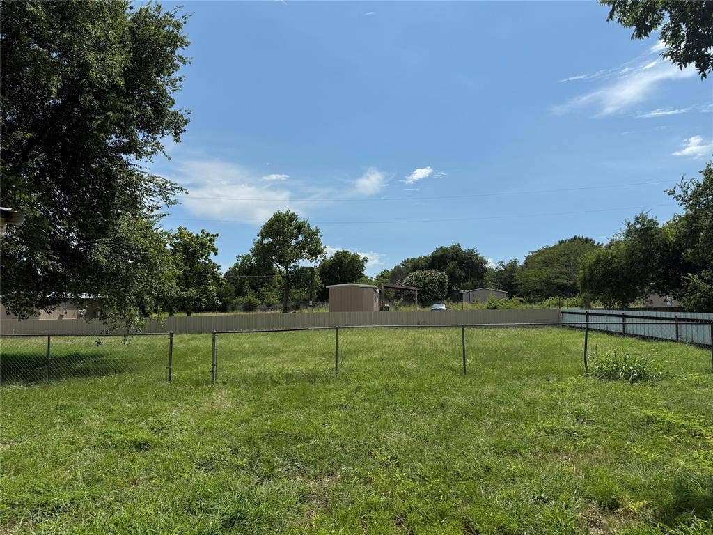 3277 Hidalgo, #B, Waxahachie, TX 75167