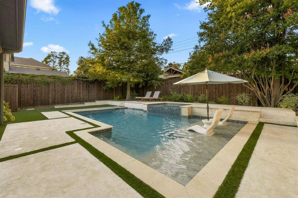6839 Coronado Avenue, Dallas, TX 75214 6839 Coronado Avenue, Dallas, TX 75214