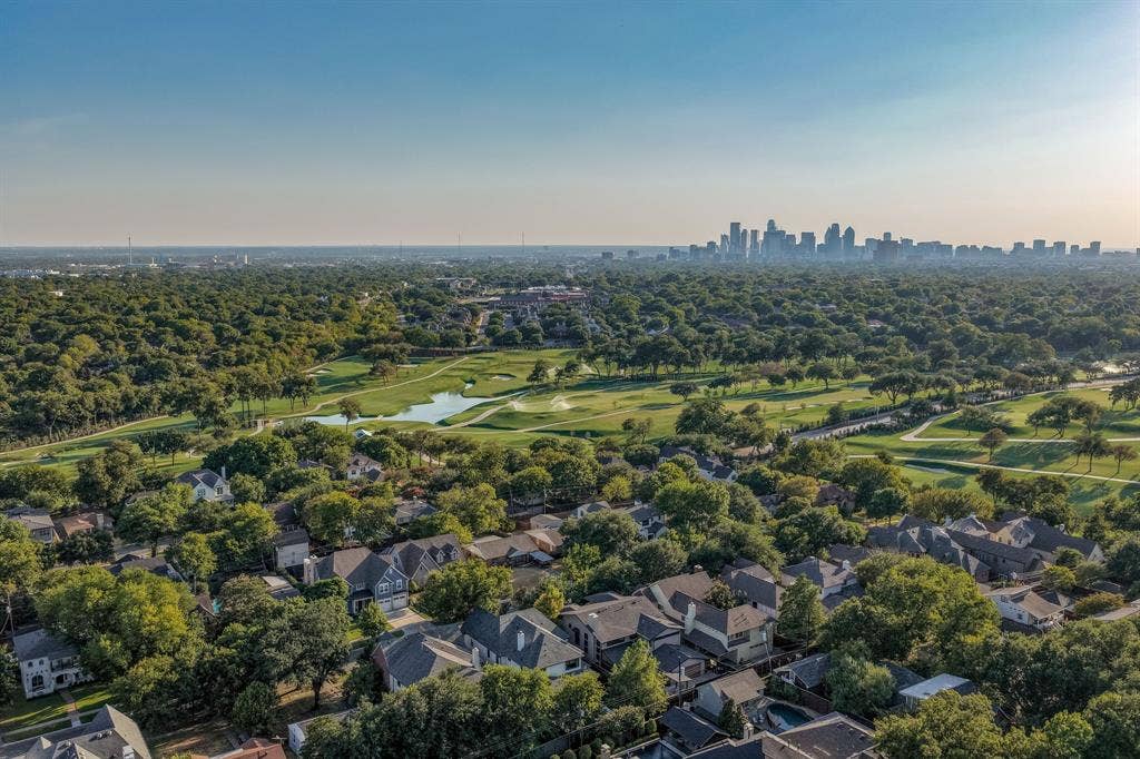 6839 Coronado Avenue, Dallas, TX 75214 6839 Coronado Avenue, Dallas, TX 75214