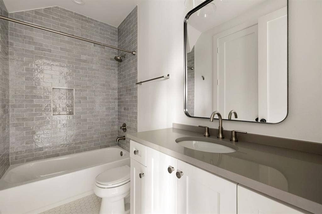 6839 Coronado Avenue, Dallas, TX 75214 6839 Coronado Avenue, Dallas, TX 75214