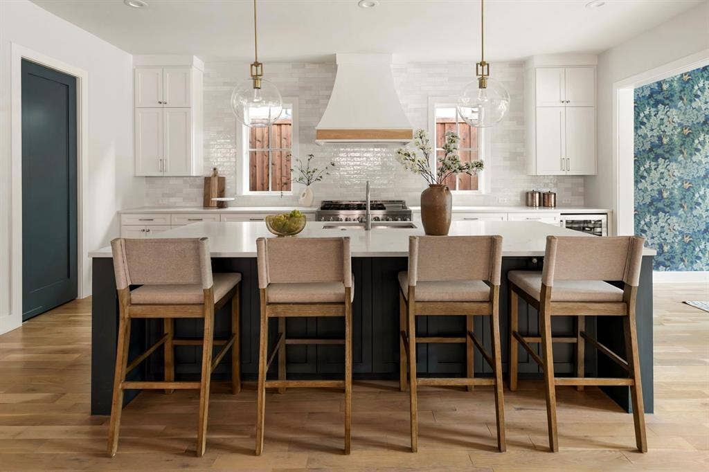 6839 Coronado Avenue, Dallas, TX 75214 6839 Coronado Avenue, Dallas, TX 75214